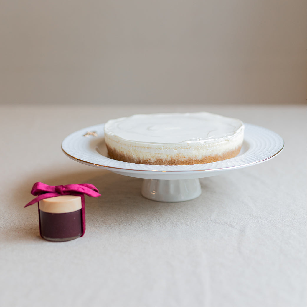 Classic Cheesecake with Pomegranate Sauce