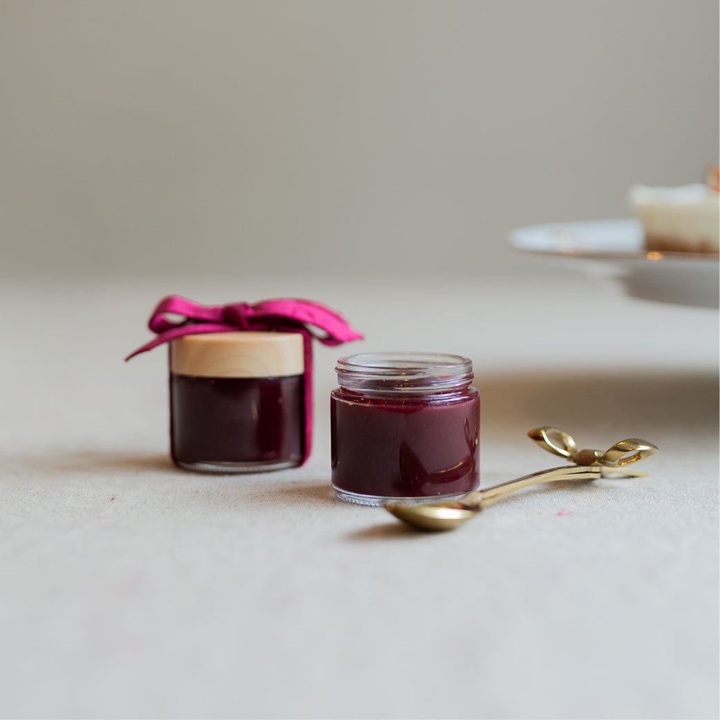 Large Honeyed Fig Cheesecake with Pomegranate Sauce