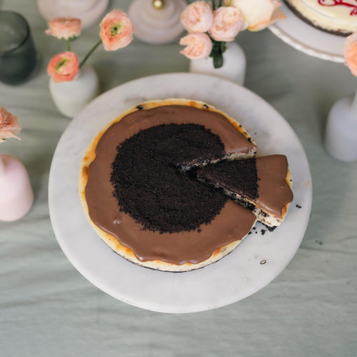 Chocolate Ganache Oreo Cheesecake