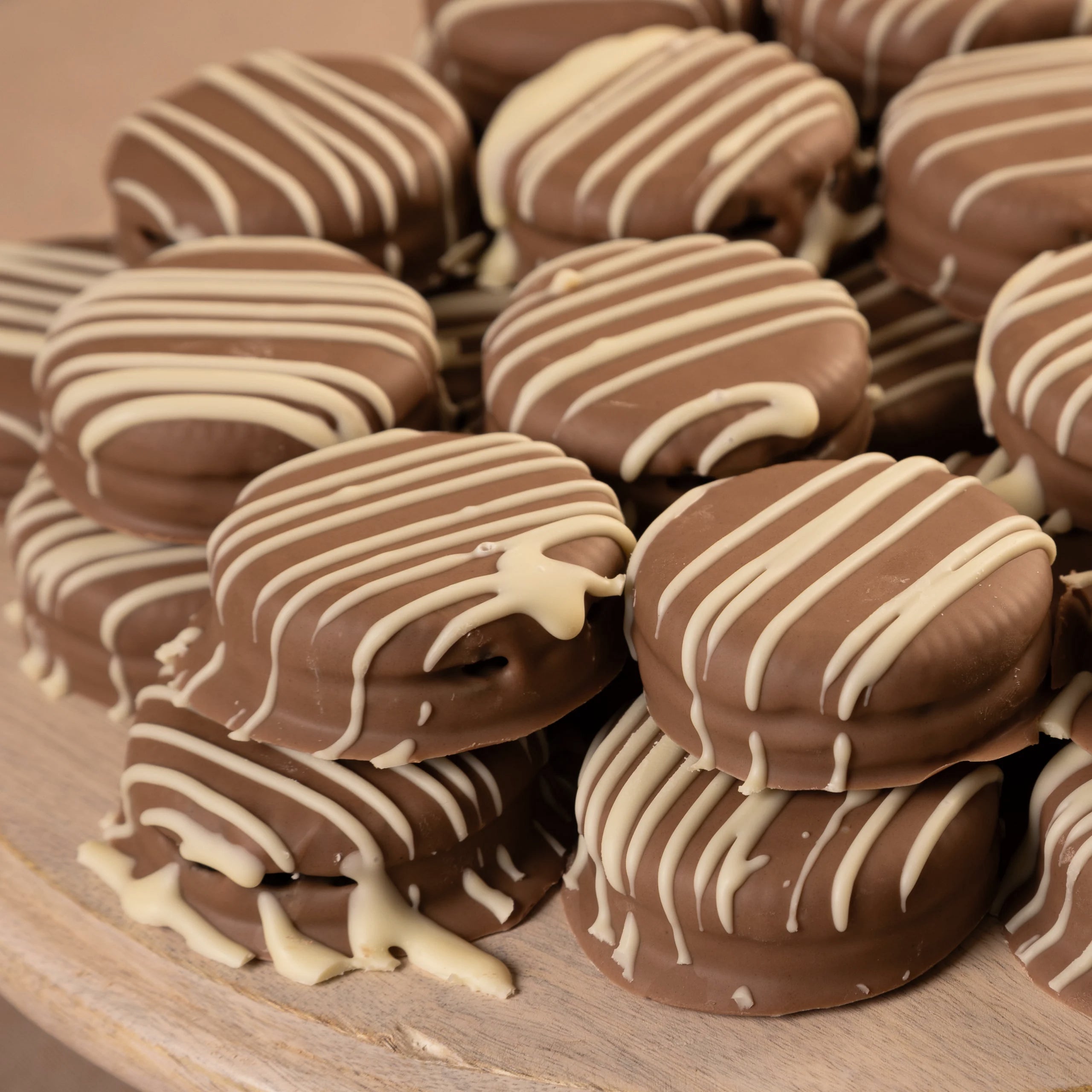 Milk Chocolate Oreos – Cravings By Chani